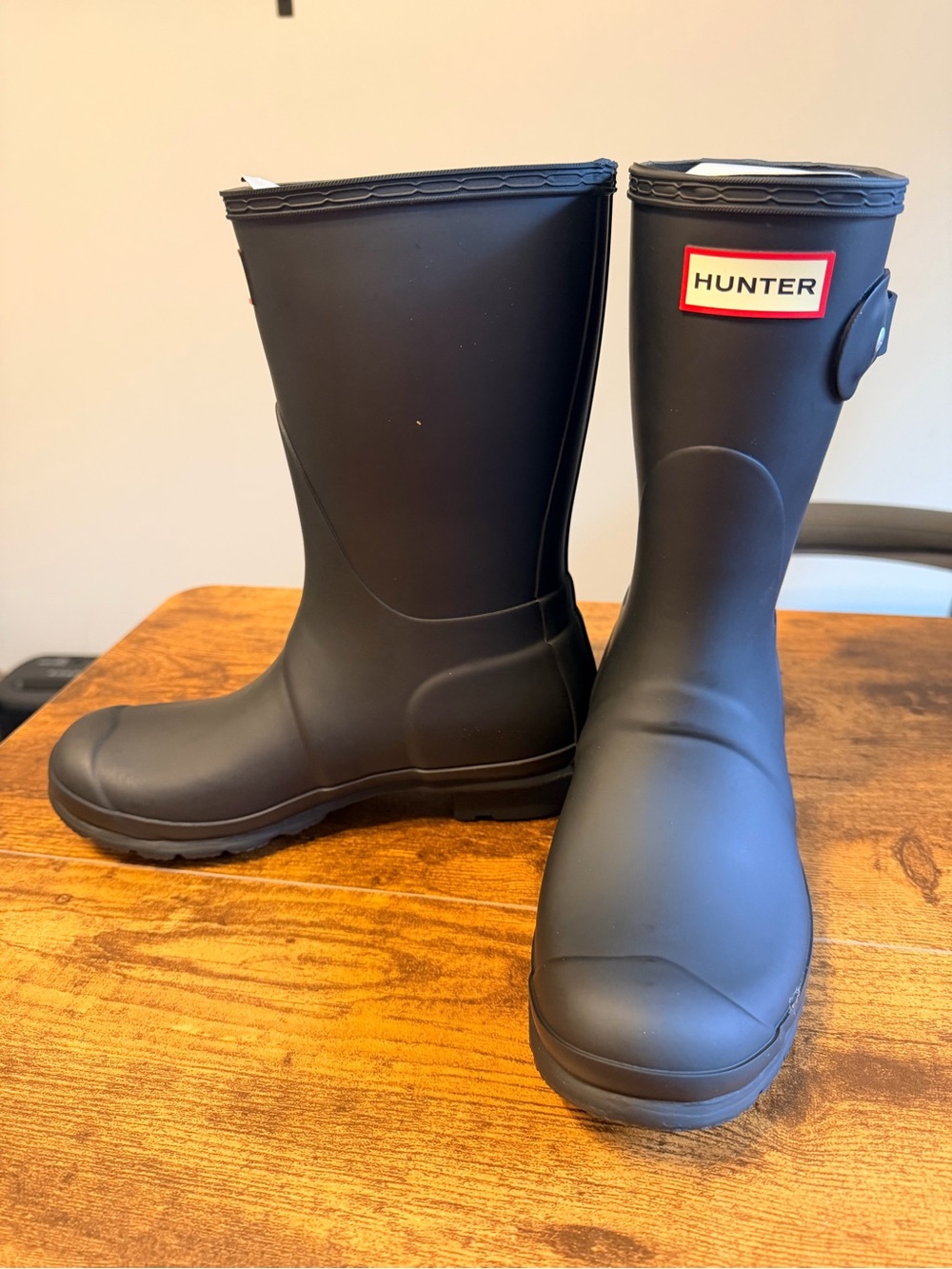 Hunter Women’s Original Black Short Rain Boots 7W - Picture 5 of 8